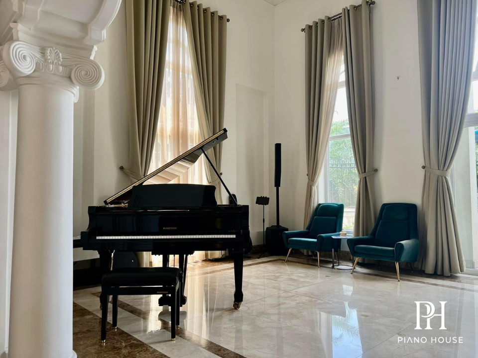 W.Hoffmann T161 Grand Piano