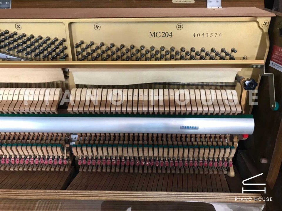 Yamaha MC204 Keyboard