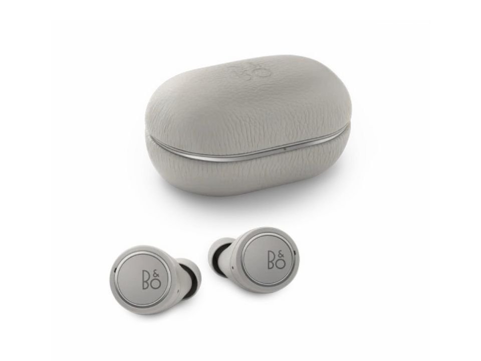 Cận cảnh Beoplay E8 3rd Gen - Grey tại Piano House
