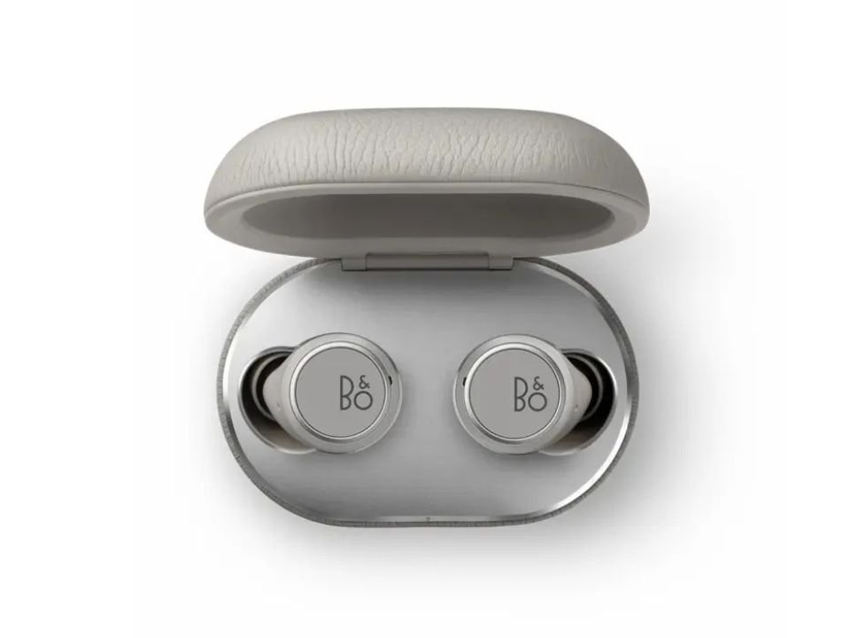 Beoplay E8 3rd Gen - Grey - Góc nhìn thực tế 6