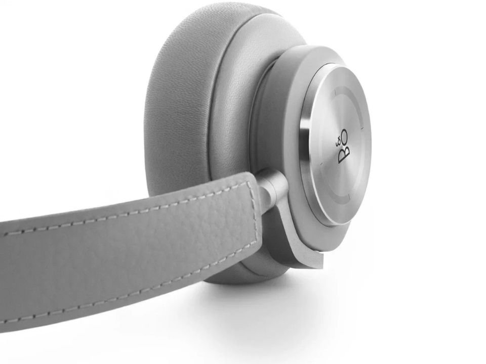 Cận cảnh Beoplay H7 - Natural tại Piano House