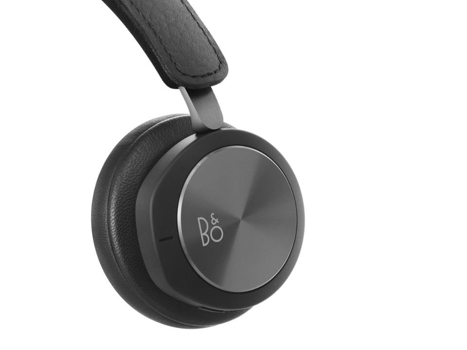 Cận cảnh Beoplay H8i - Black tại Piano House