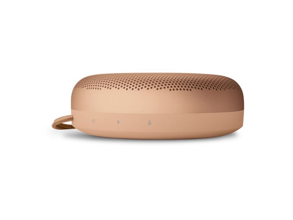 Bang & Olufsen Beosound A1 Gen 3 - Honey Tone - Góc nhìn thực tế 6