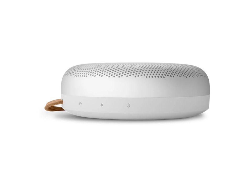 Cận cảnh Bang & Olufsen Beosound A1 Gen 3 - Natural Aluminium tại Piano House