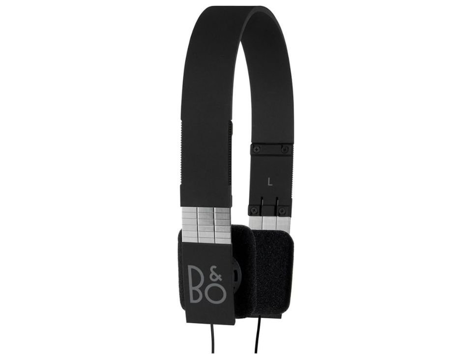 Bang & Olufsen Form 2i - Black - Đánh giá chi tiết tại Piano House