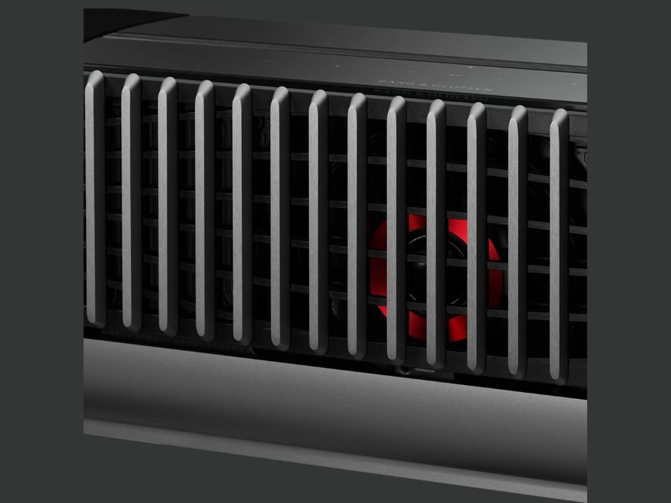 Beosound Theatre Ferrari Edition - Góc nhìn thực tế 6