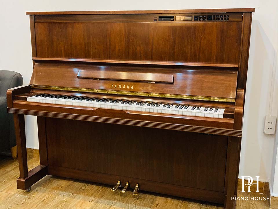 Yamaha MX300R WNC Luxury Walnut Wood Autoplay Model
