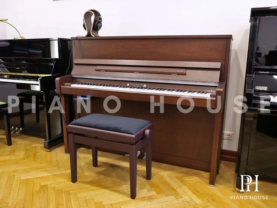 Wilhelm Schimmel W114 Walnut Interior Mechanics