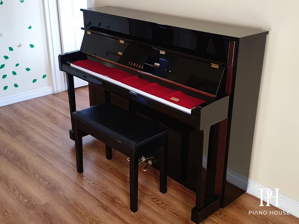 Yamaha JX113T Polished Ebony Brand New Overview