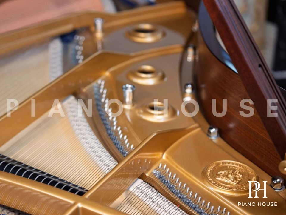 Model L Cabinet Finish