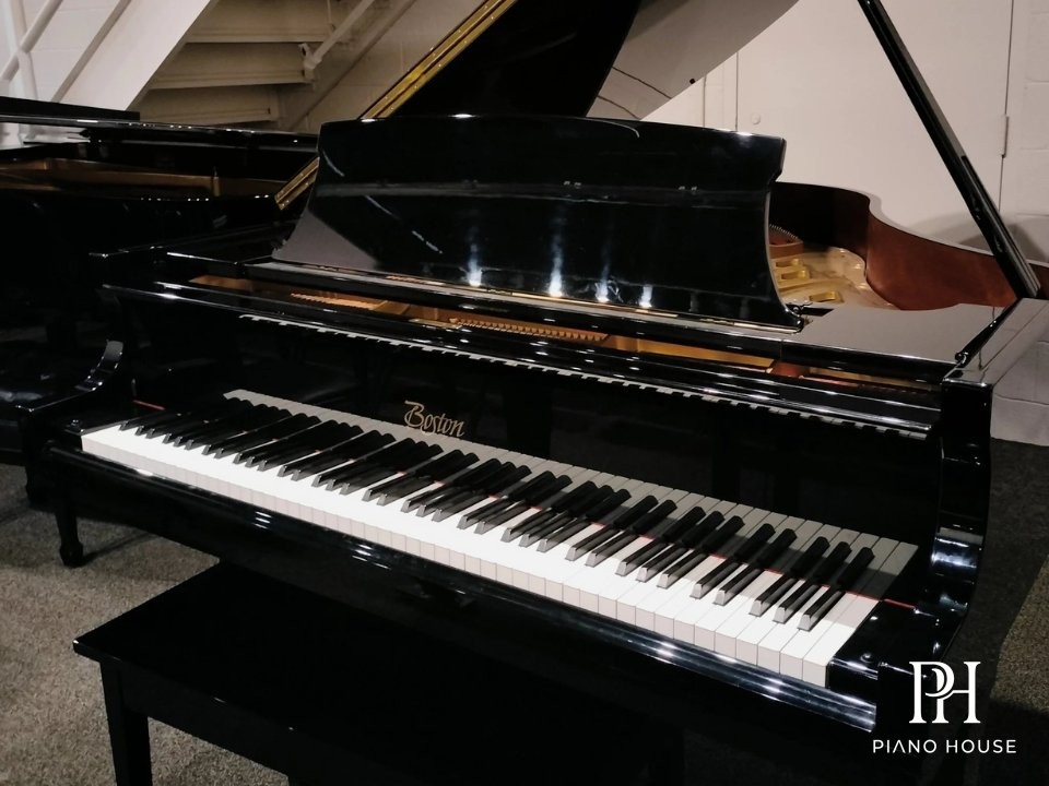Boston GP-163 PE Polished Ebony Grand Piano Open Lid Overview