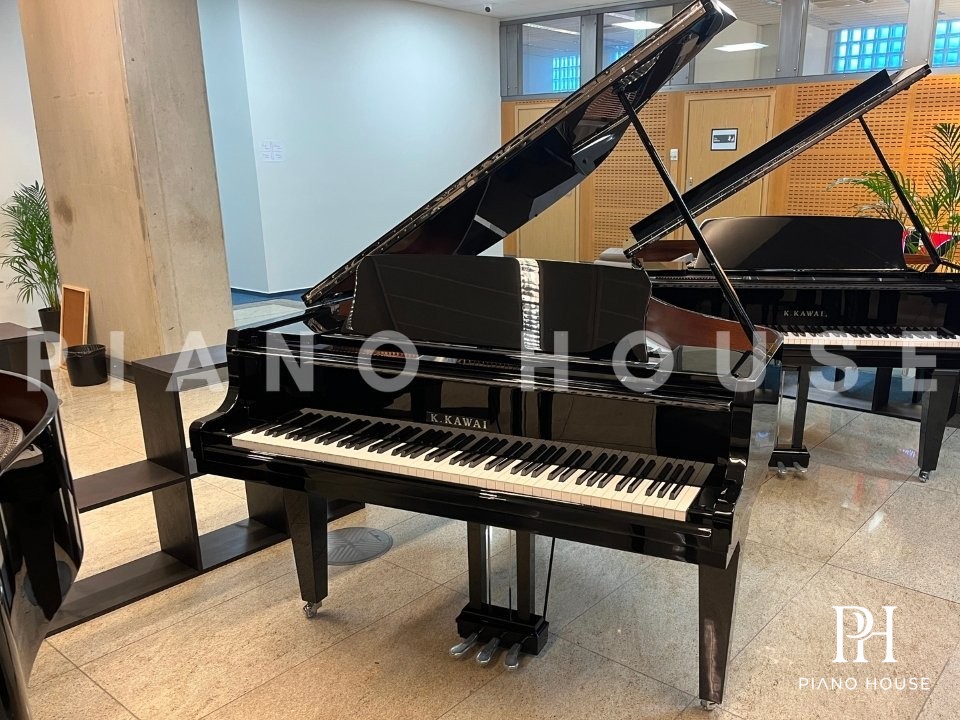 Kawai GL-10 Polished Ebony Main View