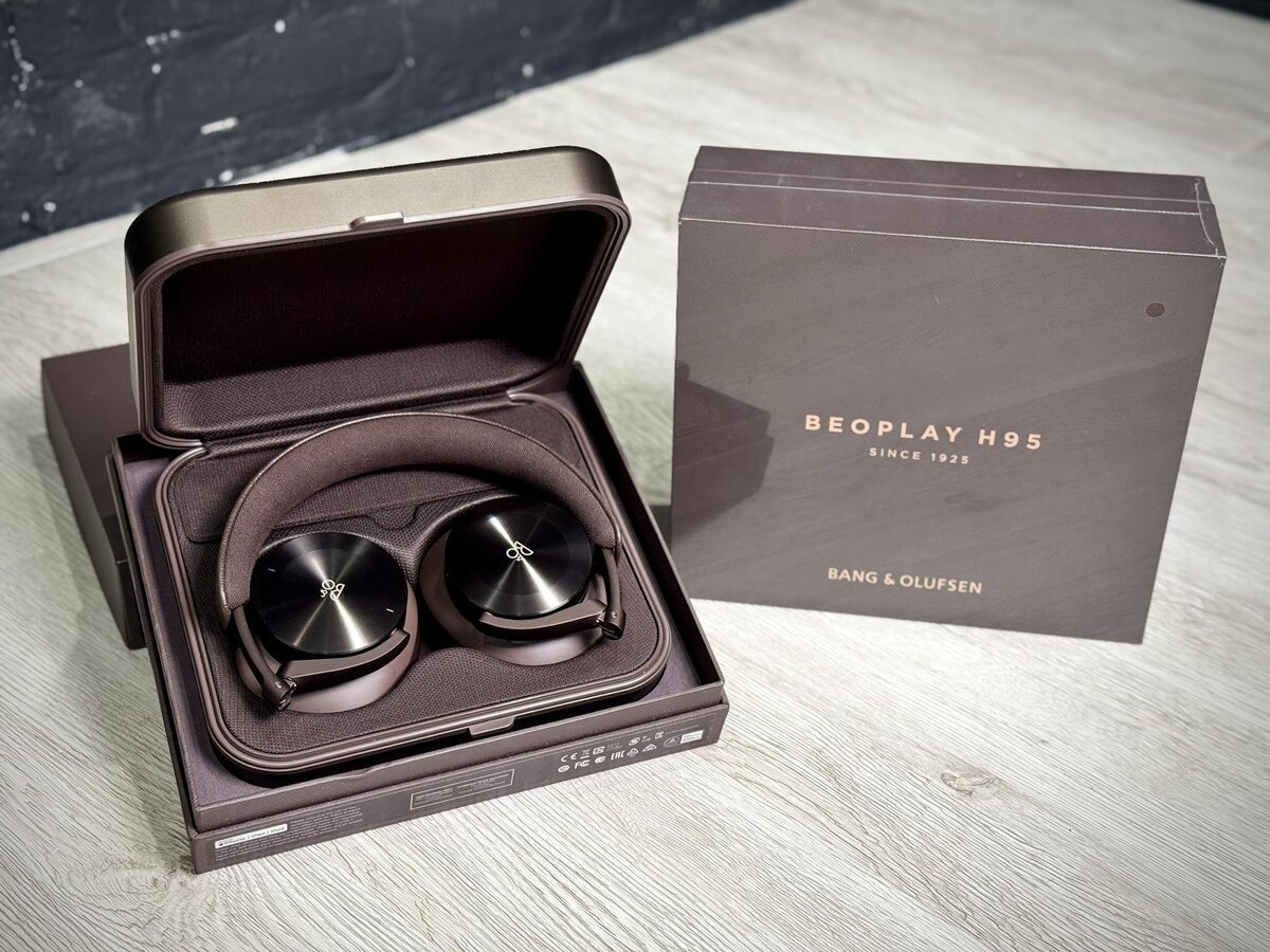 Tai Nghe B&O Beoplay H95 Chestnut (Open Box 99%) - Đánh giá chi tiết tại Piano House