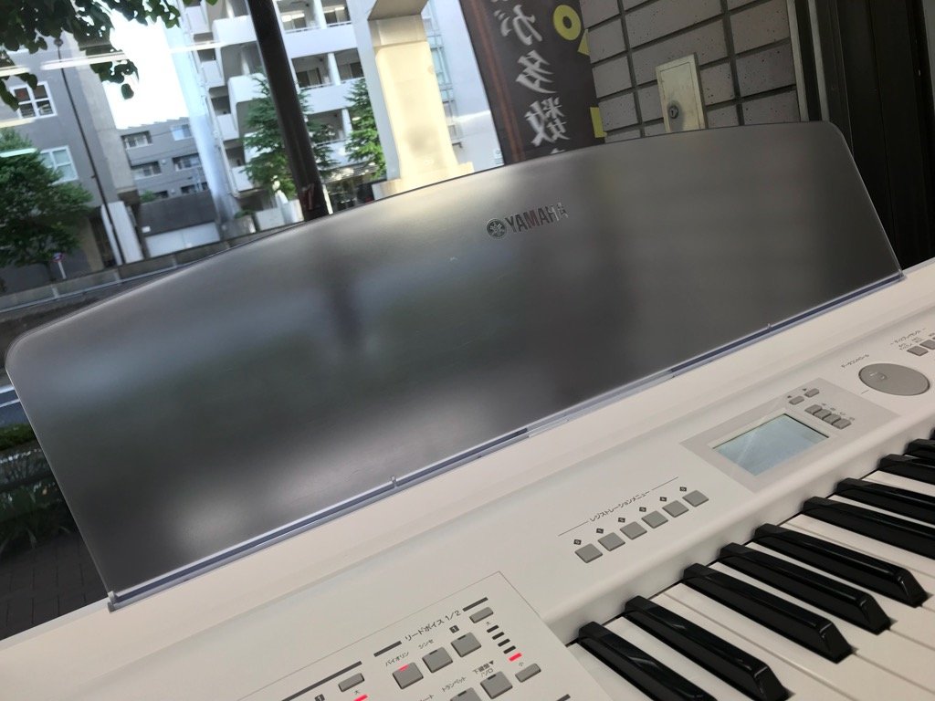 YAMAHA ELB-02 (New) - Ảnh thực tế 3