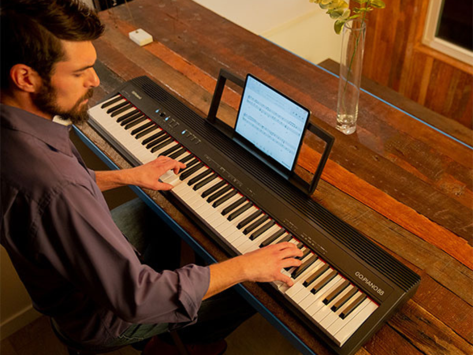 Cận cảnh Roland Go 88-P tại Piano House