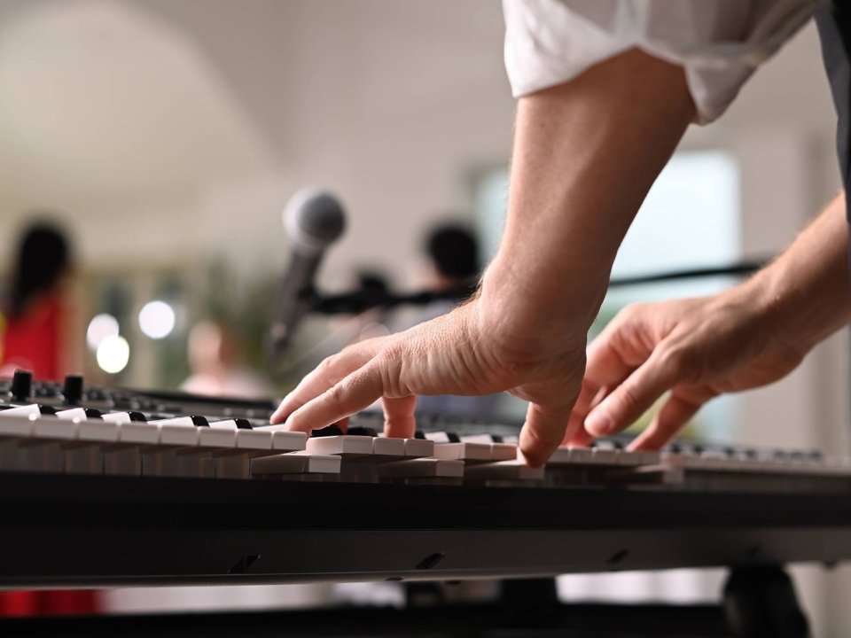 Yamaha PSR SX920 - Ảnh thực tế 3