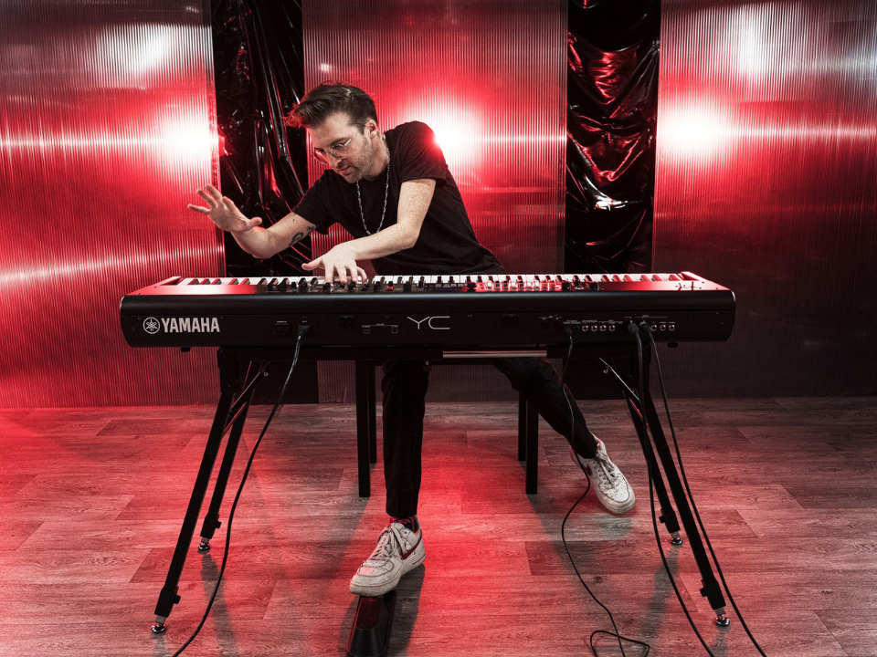 Cận cảnh Yamaha YC88 tại Piano House