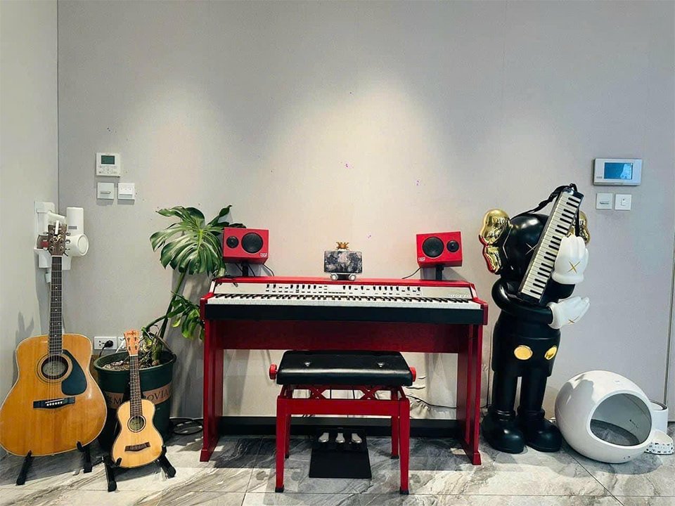Góc nghiêng thể hiện thiết kế phím đàn NORD GRAND - 88 Key