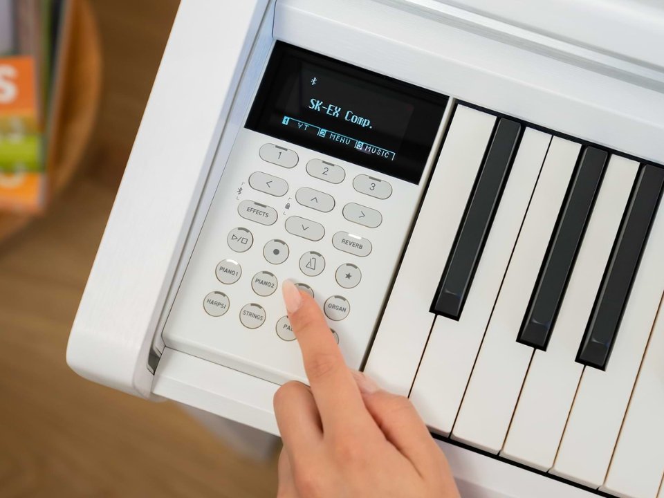 KAWAI CA501 WH - Góc nhìn thực tế 6