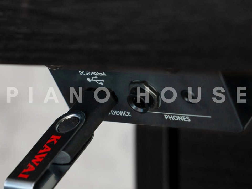 Cận cảnh KAWAI CA701 B tại Piano House