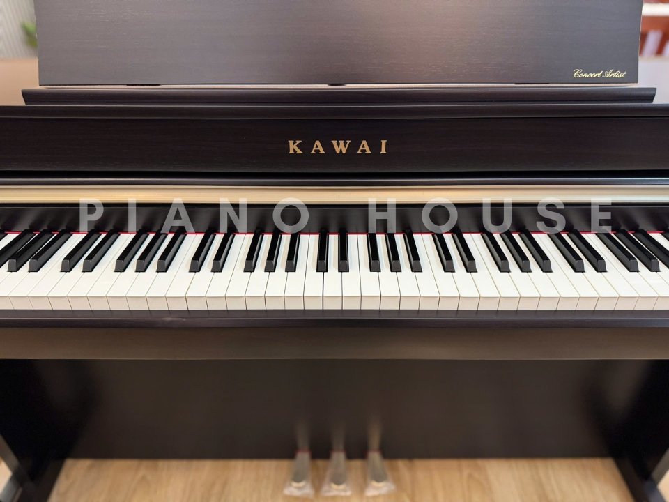 KAWAI CA98 R với hệ thống loa và bảng cộng hưởng Soundboard nhìn từ phía sau