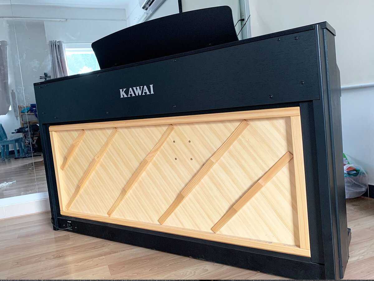 Hệ thống loa và bảng cộng hưởng Soundboard bên trong đàn Kawai CA95