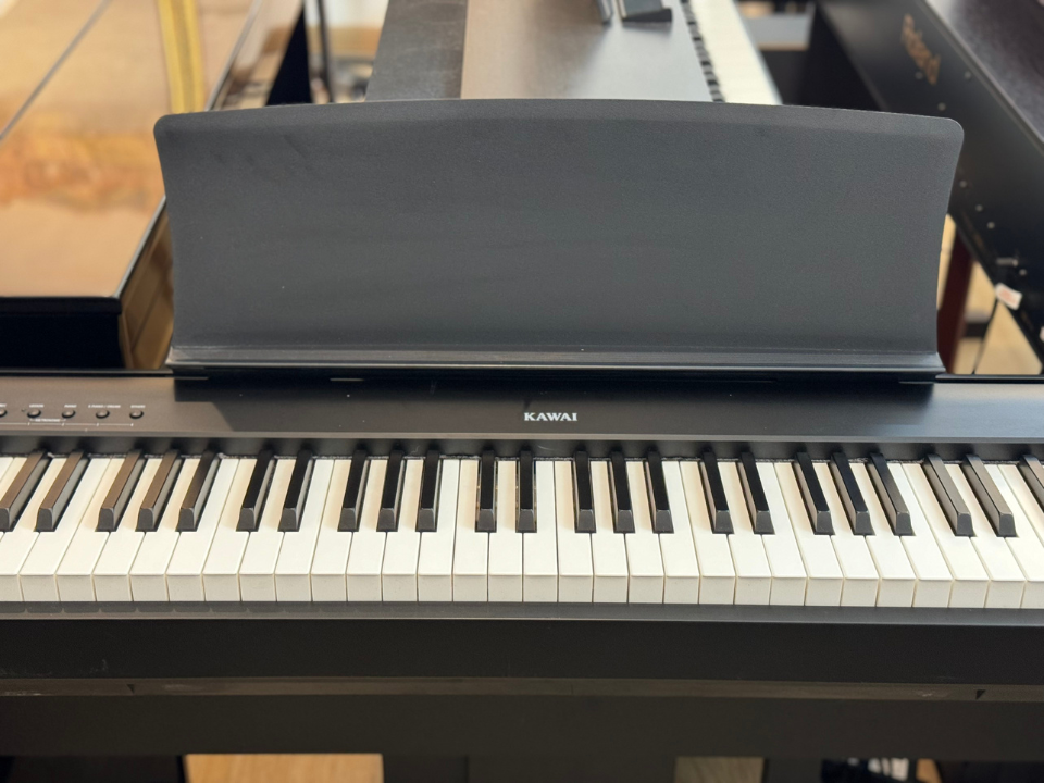 KAWAI ES100 B - Góc nhìn thực tế 6