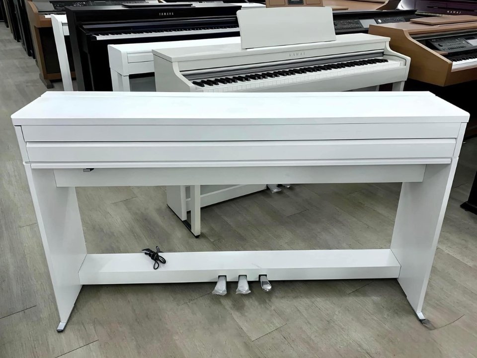 Bàn phím RH II của đàn piano KAWAI LS1 WH với bề mặt phủ ngà voi tổng hợp