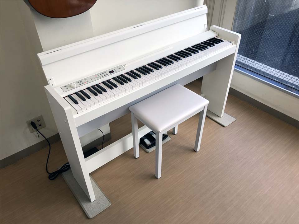 Korg LP-380U Digital Piano White COMPLETE HOME BUNDLE