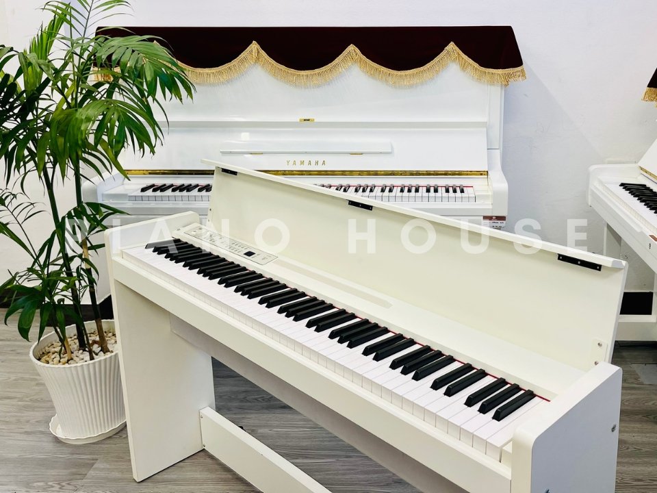 Bàn phím RH3 trên KORG LP-380 WH với cảm giác nặng nhẹ theo quãng