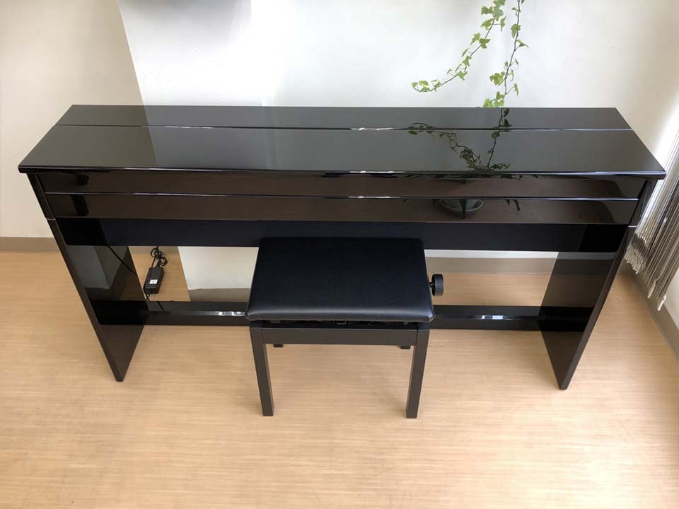 Hình ảnh chi tiết ROLAND DP-90S PE góc chụp 2