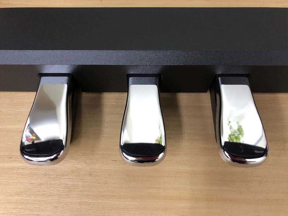 Hình ảnh chi tiết ROLAND F-140 B (NEW) góc chụp 7