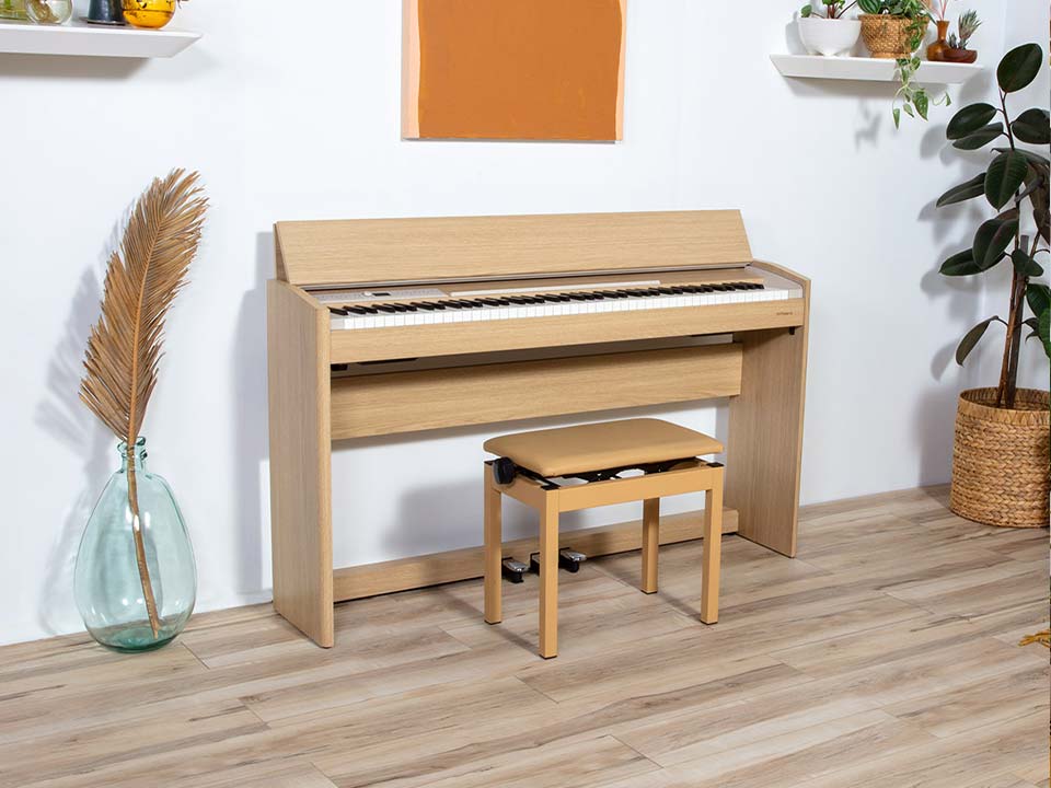 ROLAND F701 LA - Ảnh thực tế 3