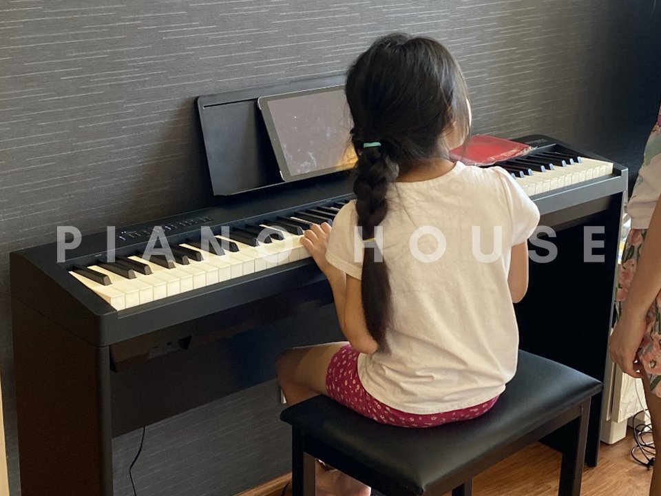 ROLAND FP-30X BK - Góc nhìn thực tế 6