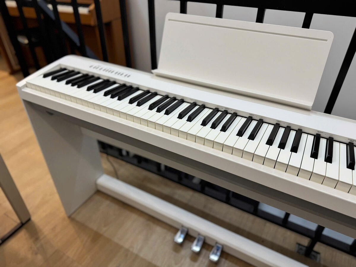 ROLAND FP-30X WH - Ảnh thực tế 8