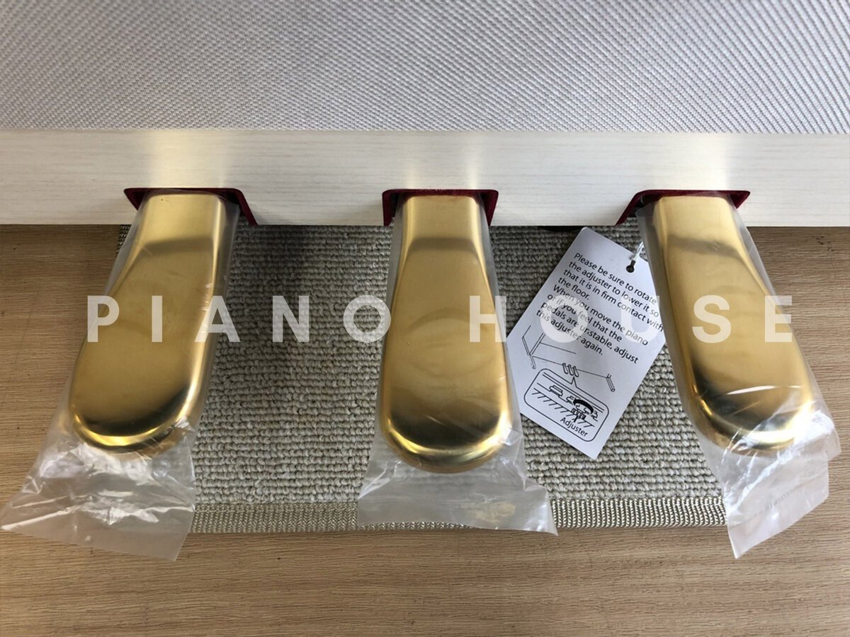 Cận cảnh ROLAND LX-706 GPSR tại Piano House