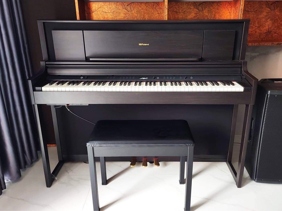 ROLAND LX-706 GPKR New - Đánh giá chi tiết tại Piano House