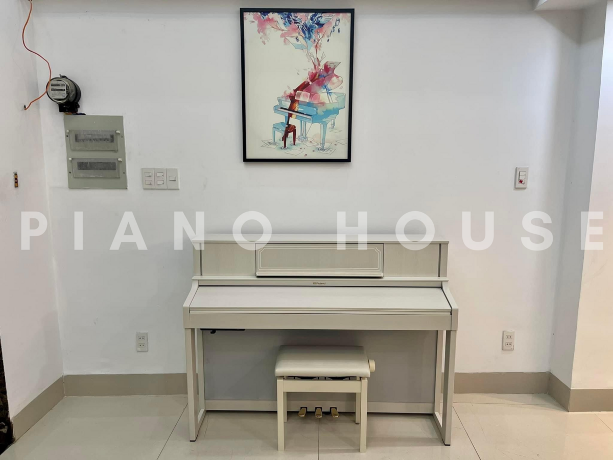 Hình ảnh chi tiết ROLAND LX-7 góc chụp 2