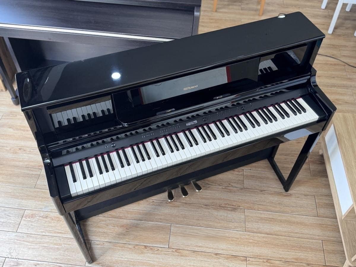 ROLAND LX-705 PE - Đánh giá chi tiết tại Piano House
