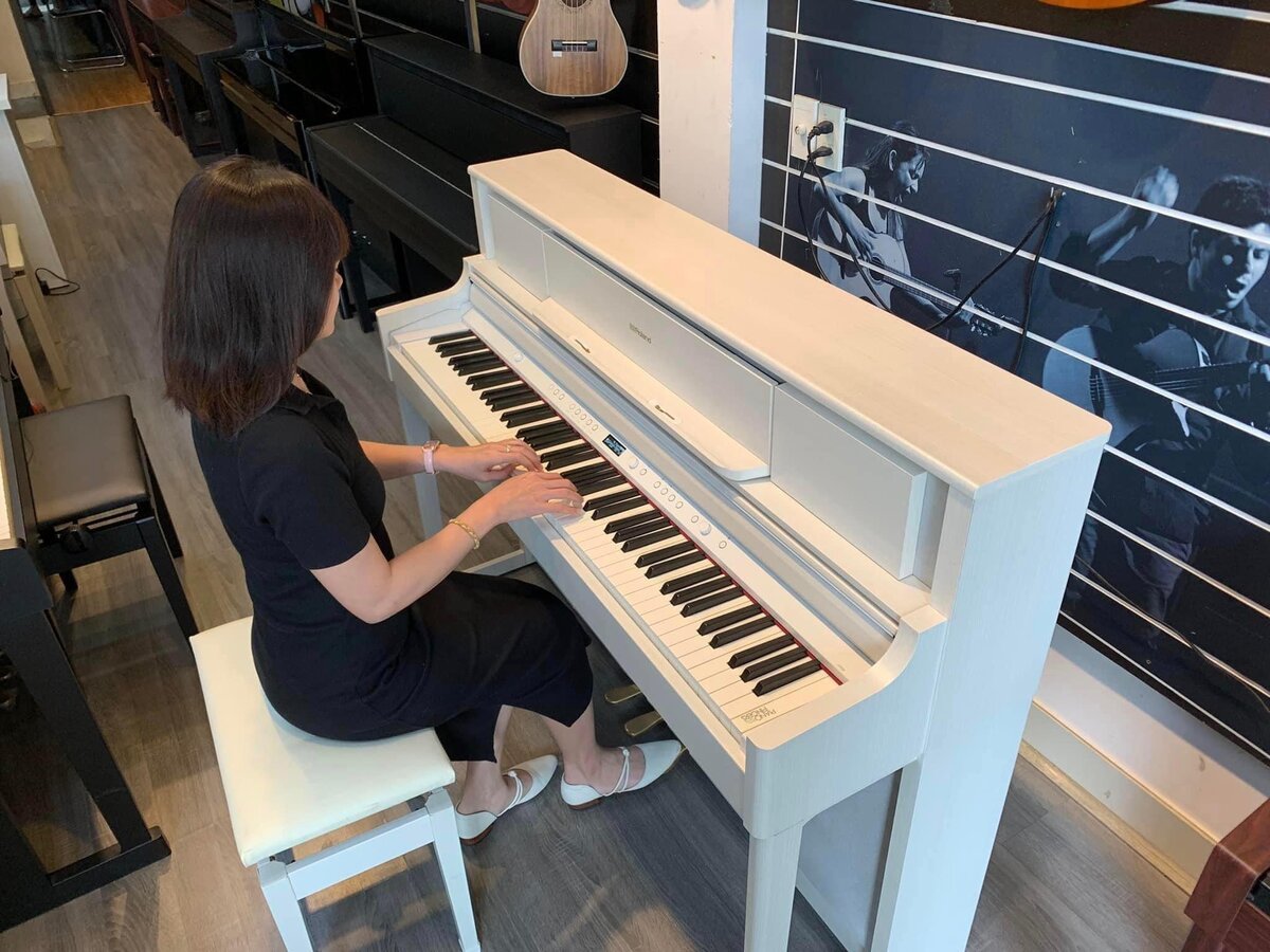 Hình ảnh chi tiết ROLAND LX-705 GP SR góc chụp 7