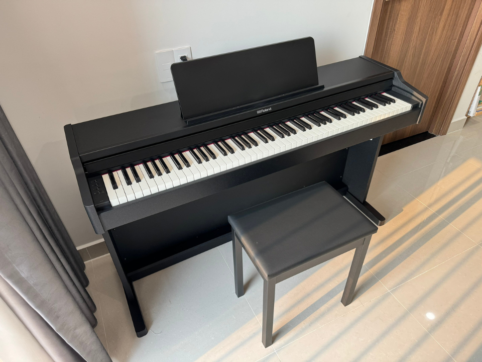 Chi tiết đàn ROLAND RP-107 - Hình 4