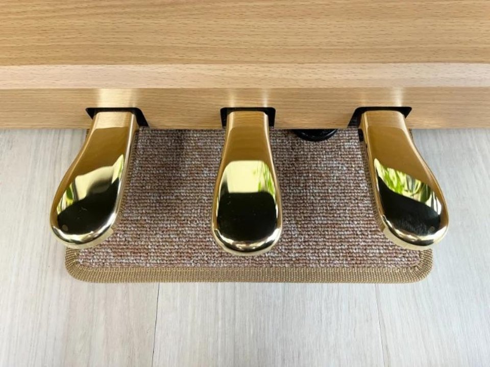 ROLAND RP-501R NBS - Góc nhìn thực tế 6