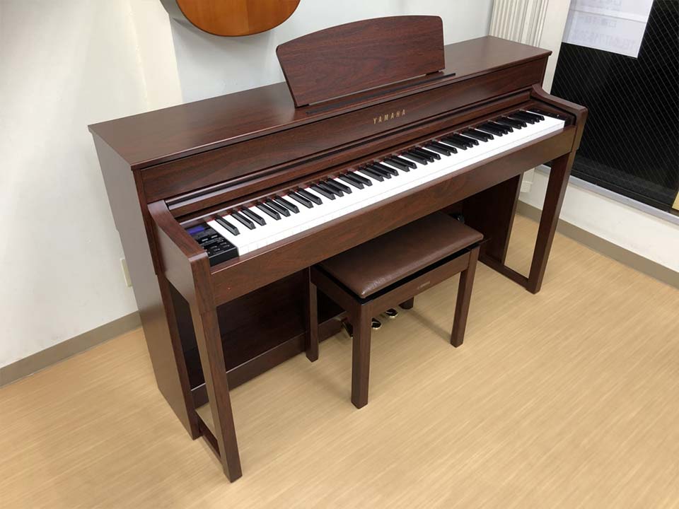 Đàn Piano YAMAHA CLP 535 M - Màu Mahogany - Bảo Hành 24 Tháng