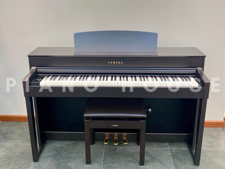 Hình ảnh chi tiết YAMAHA CLP-545 R góc chụp 2