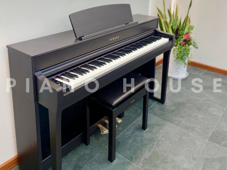 売約済み☆電子ピアノ（ヤマハ CLP-545R:ローズウッド）