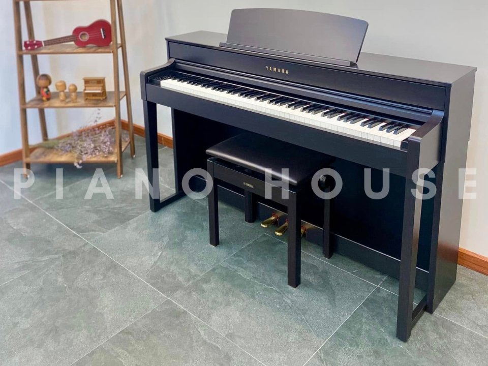 YAMAHA CLP-545 R - Ảnh thực tế 3