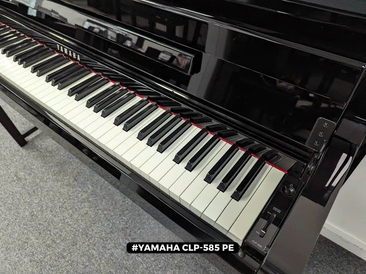 Tổng quan thiết kế đàn YAMAHA CLP-585 PE màu đen bóng