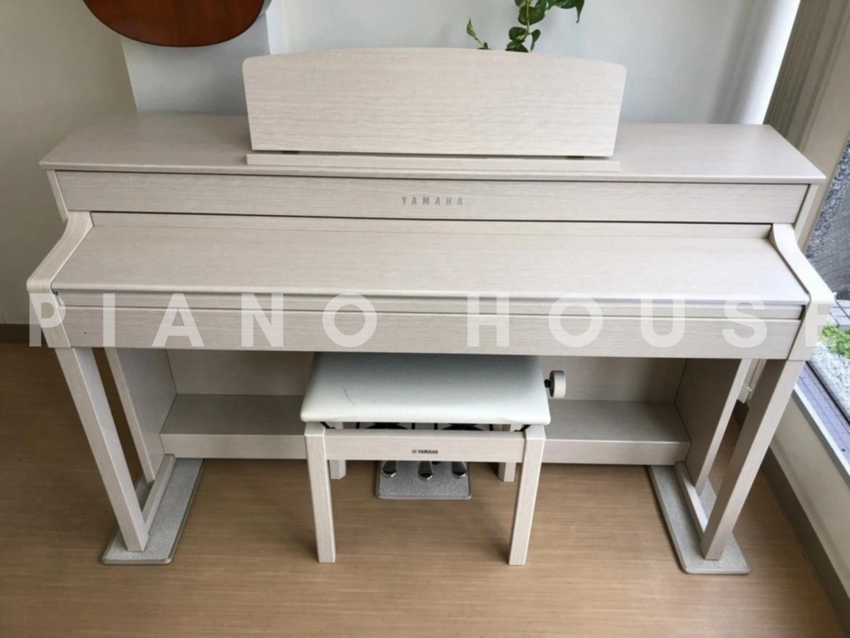 Hình ảnh chi tiết YAMAHA CLP-575 WA góc chụp 2