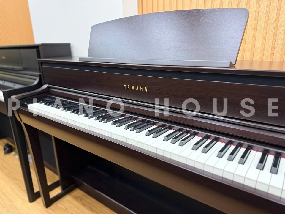 YAMAHA CLP-775 R (USED) - Ảnh thực tế 3