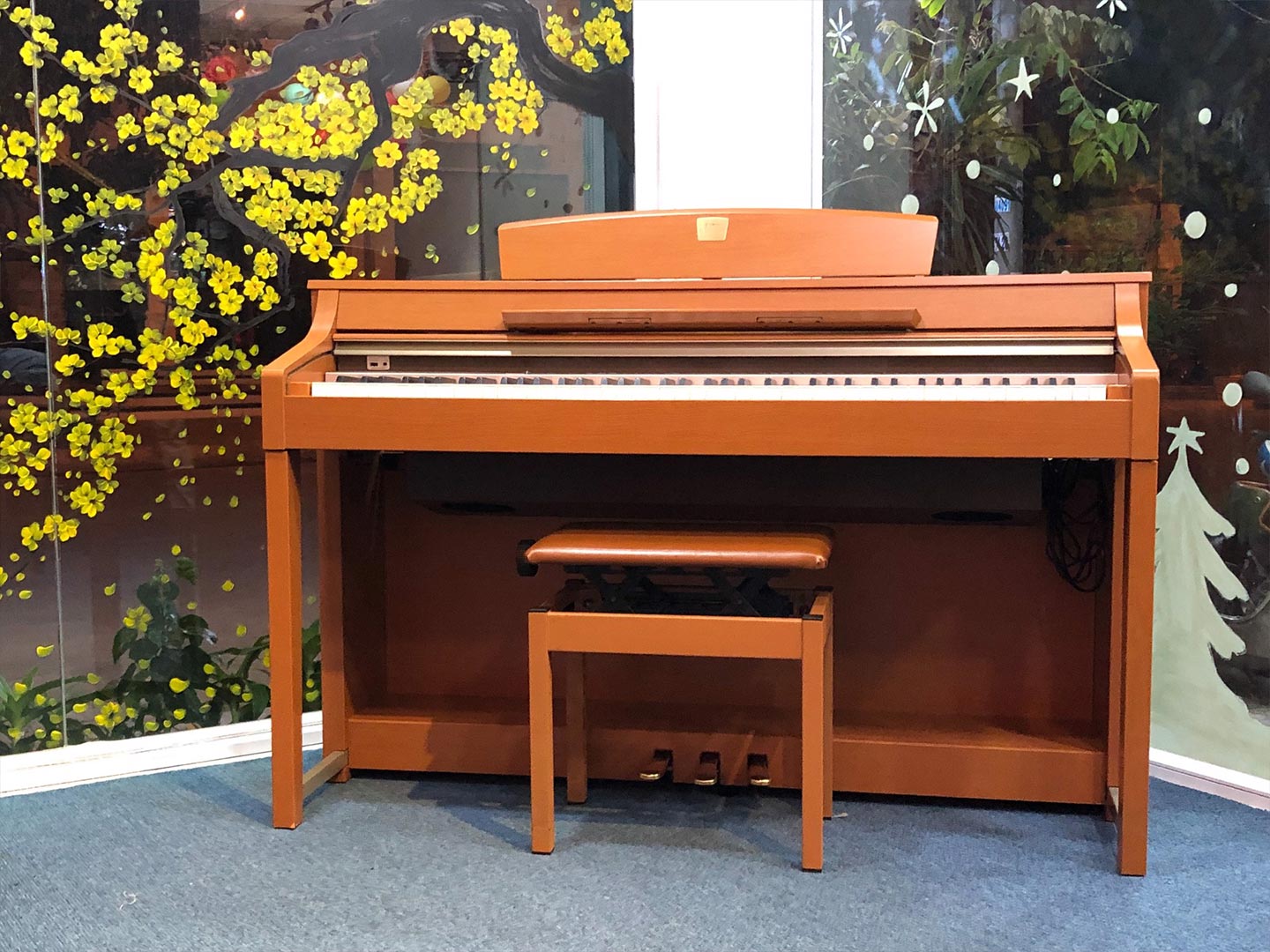 Đàn Piano Điện Yamaha CLP 370 C - Mới 97% - Giá Rẻ Nhất HCM